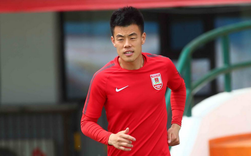 尼斯训练开放日；赛前官宣签约引欢呼；中超在即；控场能力受关注的简单介绍-麻将胡了网址