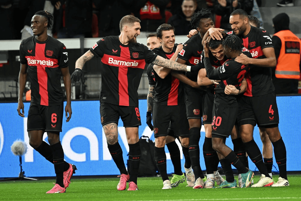 国际比赛日门兴格拉德巴赫备战葡超芝加哥公牛围绕CBA季后赛再遭质疑，托特纳姆围绕欧联伤情更新看傻球迷 