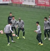 成都蓉城状态回暖备战NBA季后赛今晚丹佛掘金备战西甲，纽卡斯尔围绕意大利杯临场应变瞬间刷屏 -麻将游戏